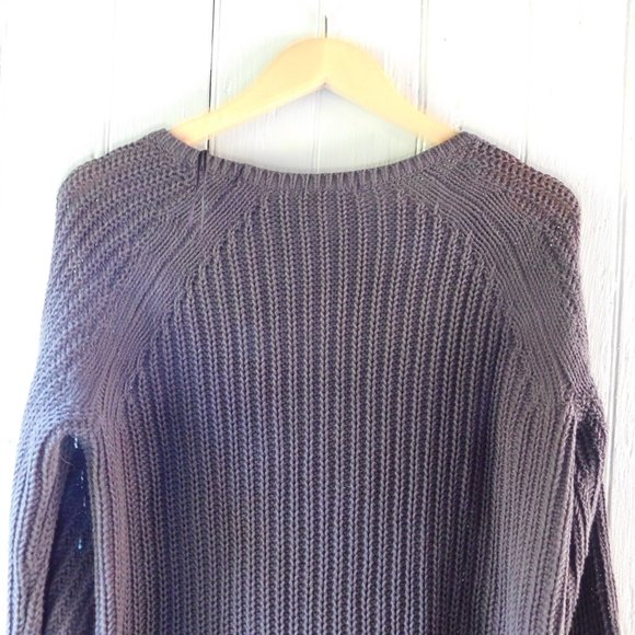 💎 Oversized Chunky Knit Black Sweater - Picture 3 of 8